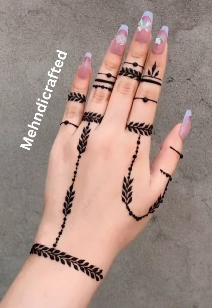easy finger chain mehndi design stylish Eid ul Adha 2026 henna inspiration for beginners