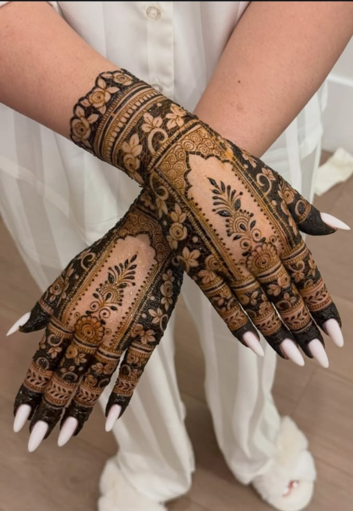Arabic Engagement Mehndi Designs 2026 bold floral elegant henna style