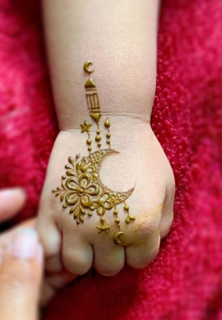 Cute Independence Day Mehndi Designs for Kids with simple Pakistan inspired crescent moon and star henna patterns