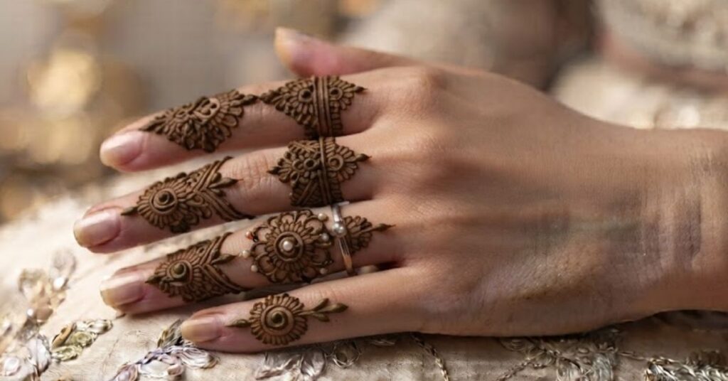 Ring style finger mehndi design with henna jewelry pattern