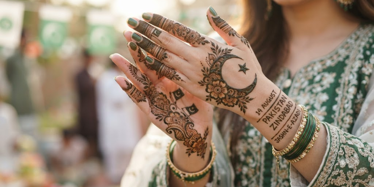 Beautiful Independence Day Mehndi Designs with Pakistan Flag and Crescent Star Theme