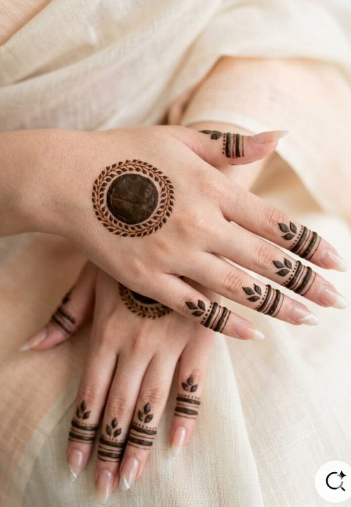 Mini mandala Cute Small Mehndi Designs