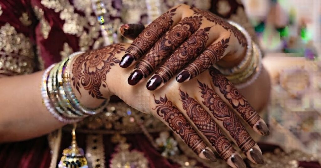Royal Finger Henna Design for Brides with Elegant Bridal Mehndi Patterns